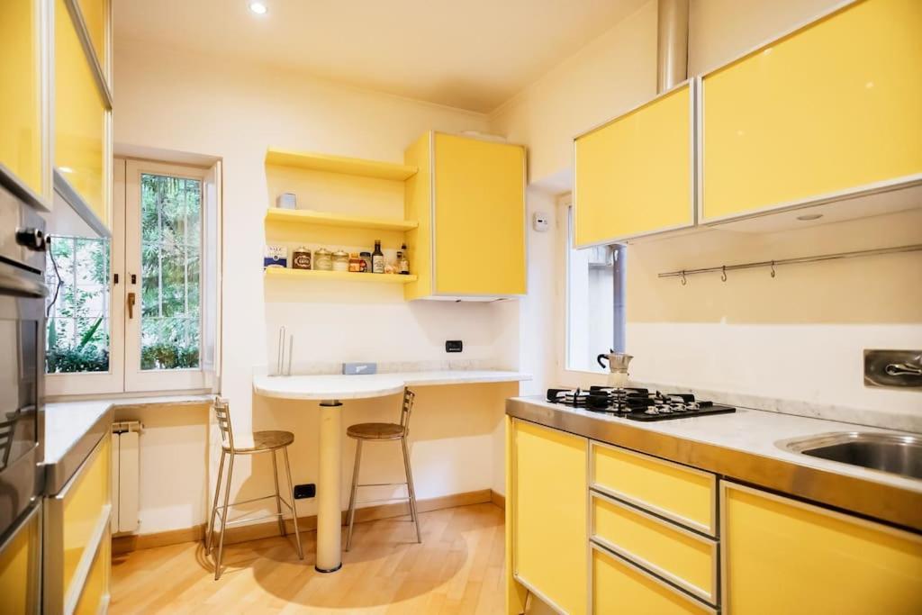 Apartment Live - Luxury Pantheon View Rom